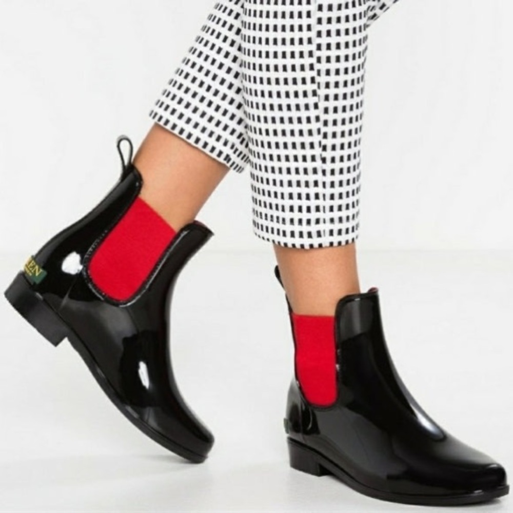 Lauren Ralph Lauren Women’s 10 Black and Red Rain and Winter Bootie